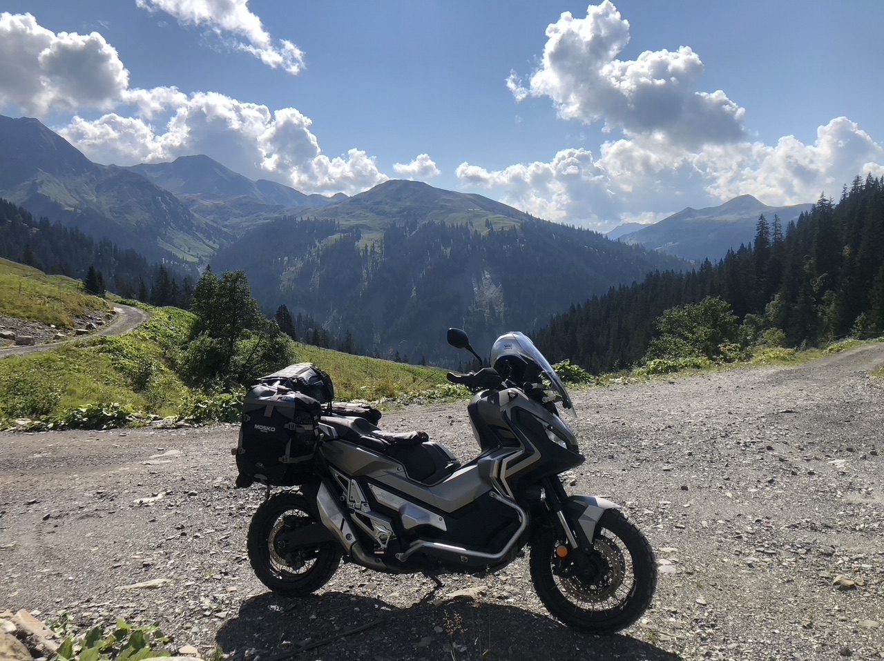 X-ADV_BC_35_03.jpeg