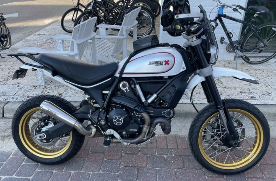 Ducati_Desert_Sled_Pico.png