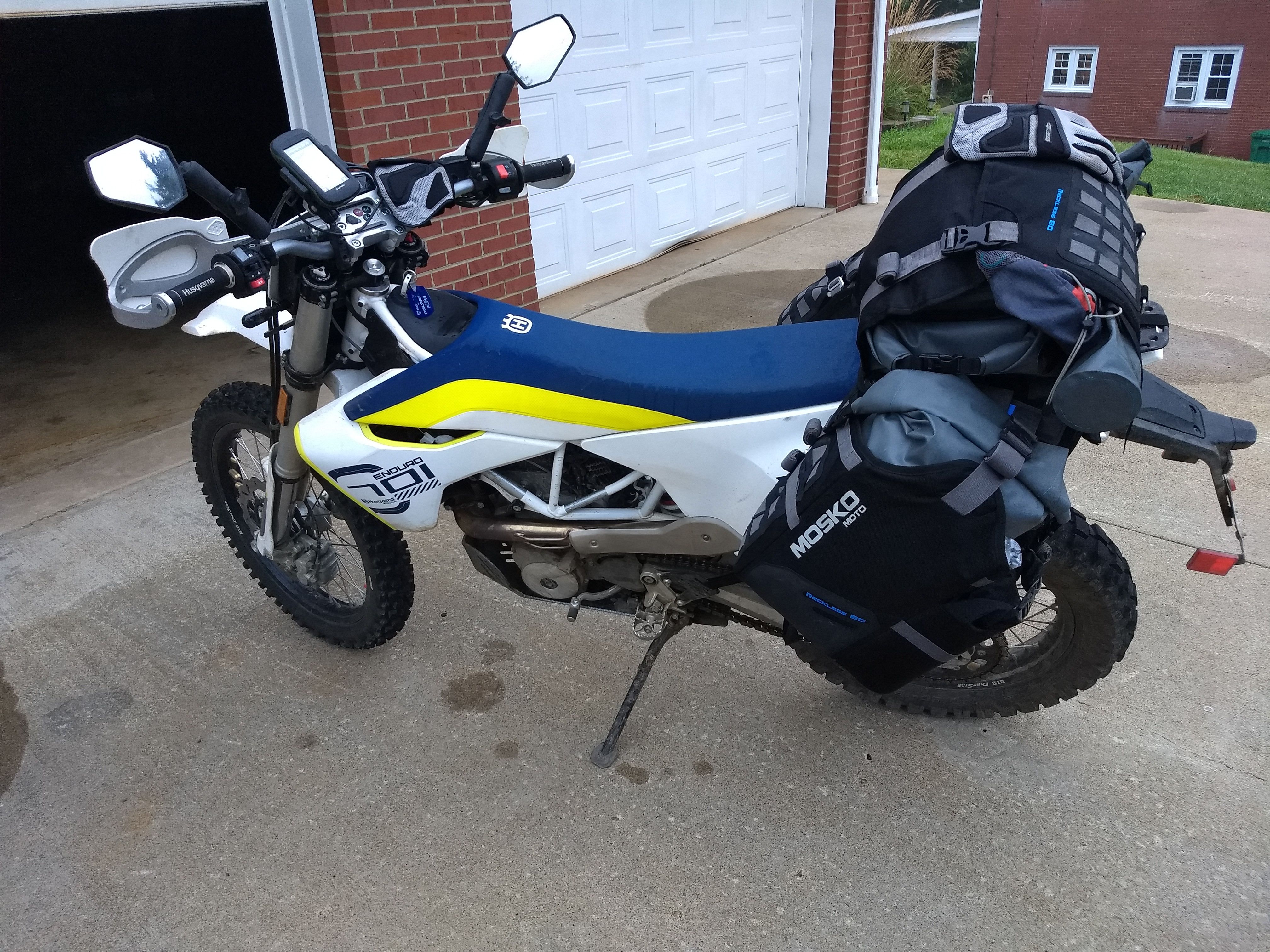 Husqvarna 701 – Mosko Moto